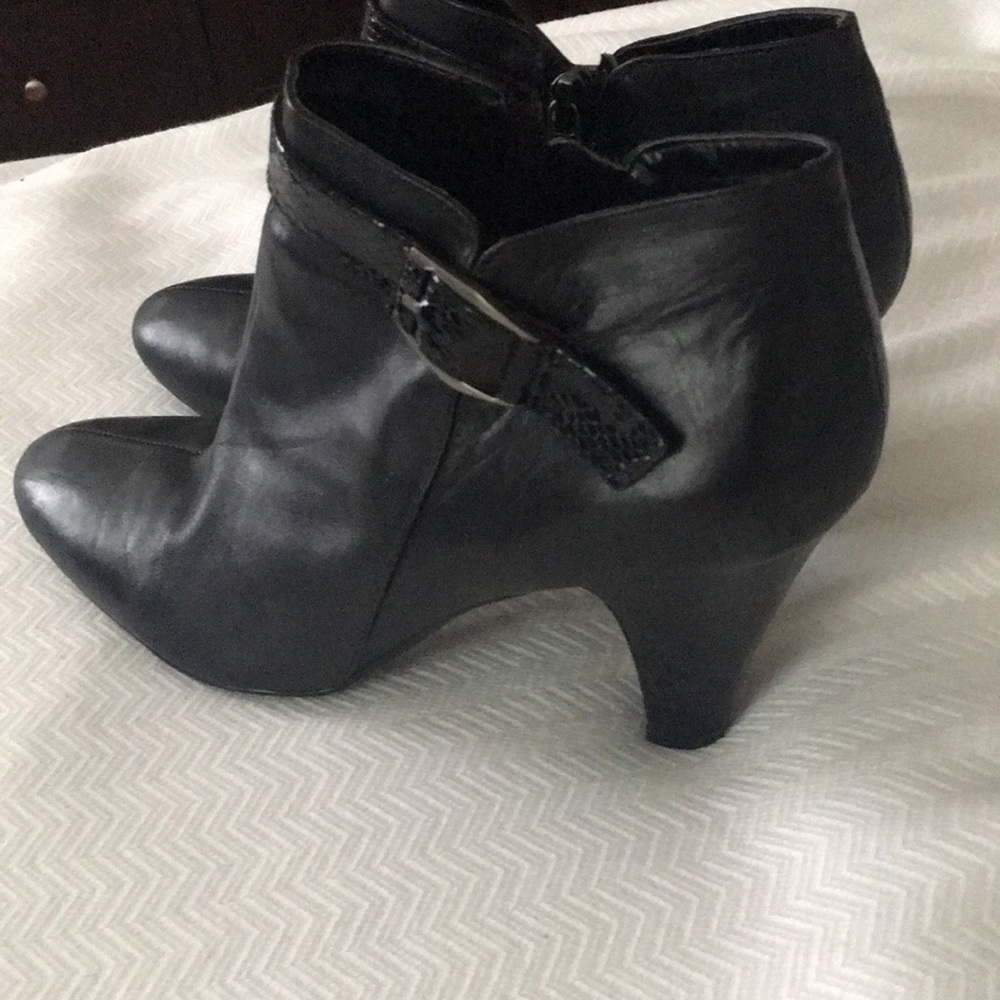 Booties - Picture 3 of 4